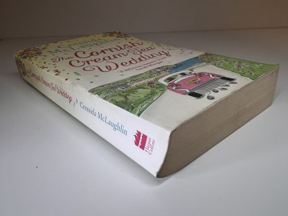 An image of the book The Cornish Cream Tea Wedding by Cressida McLaughlin