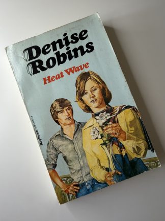 An image of the book Heat Wave by Denise Robins
