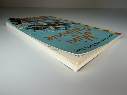 An image of the book Mini Winnie by Laura Owen and Kirky Paul