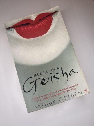 An image of the book Memoirs of a Geisha by Arthur Golden