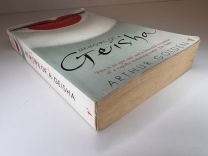 An image of the book Memoirs of a Geisha by Arthur Golden