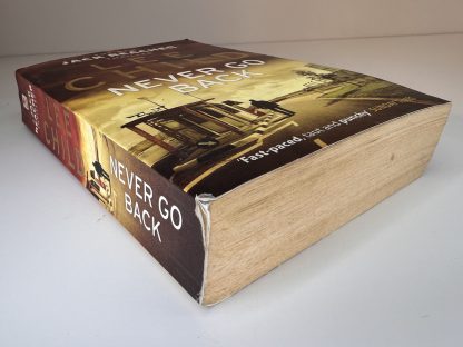 An image of the book Never Go Back by Lee Child