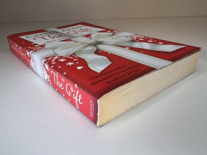 An image of the book The Gift by Cecelia Ahern