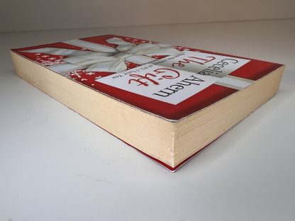 An image of the book The Gift by Cecelia Ahern