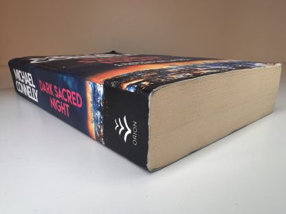 An image of the book Dark Sacred Night by Michael Connelly