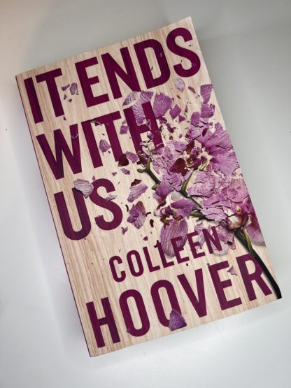 An image of the book It Ends with Us by Colleen Hoover