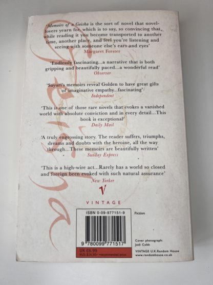 An image of the book Memoirs of a Geisha by Arthur Golden