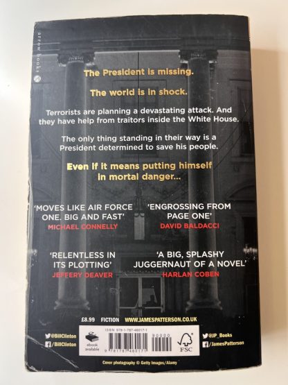 An image of the book The President is Missing by Bill Clinton and James Patterson