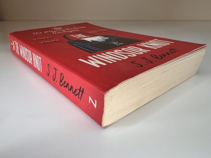 An image of the book Windsor Knot by S J Bennett