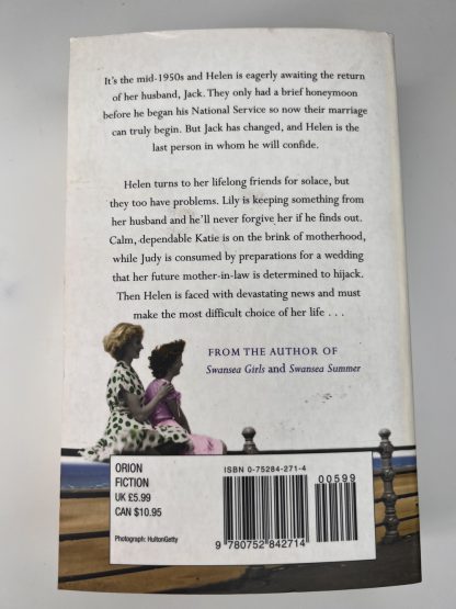 An image of the book Homecoming by Catrin Collier