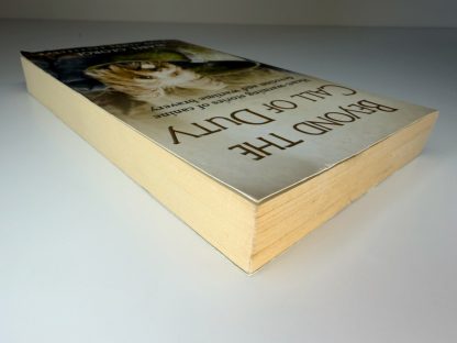 An image of the book Beyond the Call of Duty by Isabel George