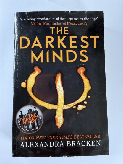 An image of the book The Darkest Minds by Alexandra Bracken
