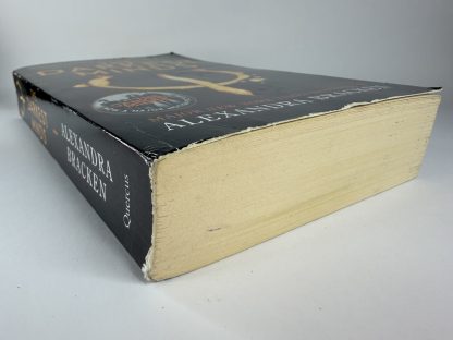 An image of the book The Darkest Minds by Alexandra Bracken