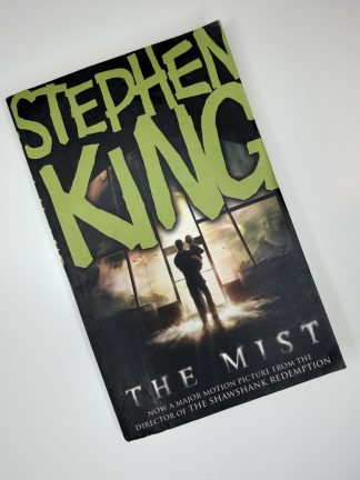 An image of the book The Mist by Stephen King