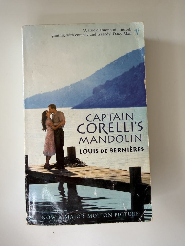 An image of the book Captain Corelli's Mandolin by Louis de Bernières